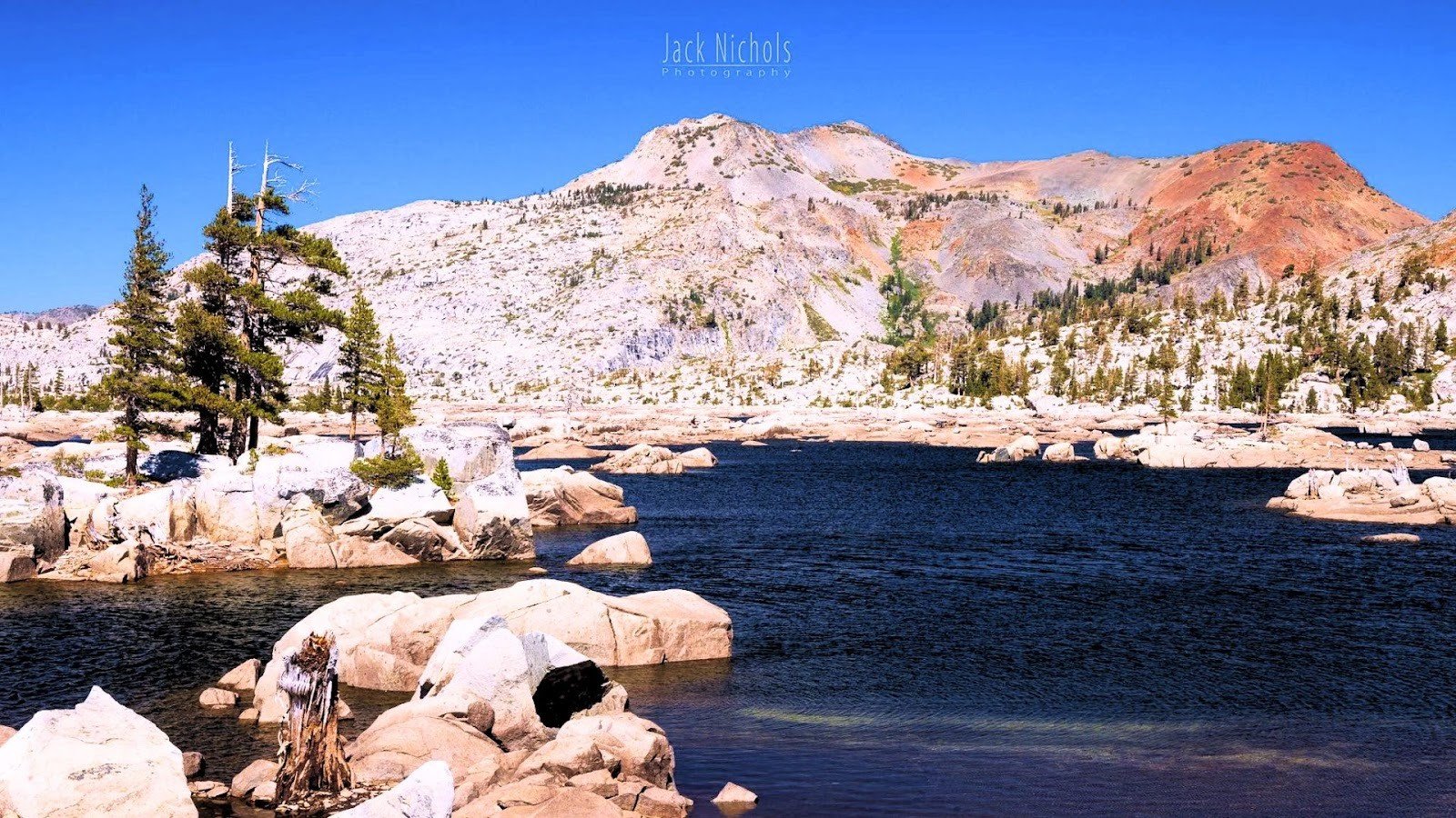 Lake Aloha Features