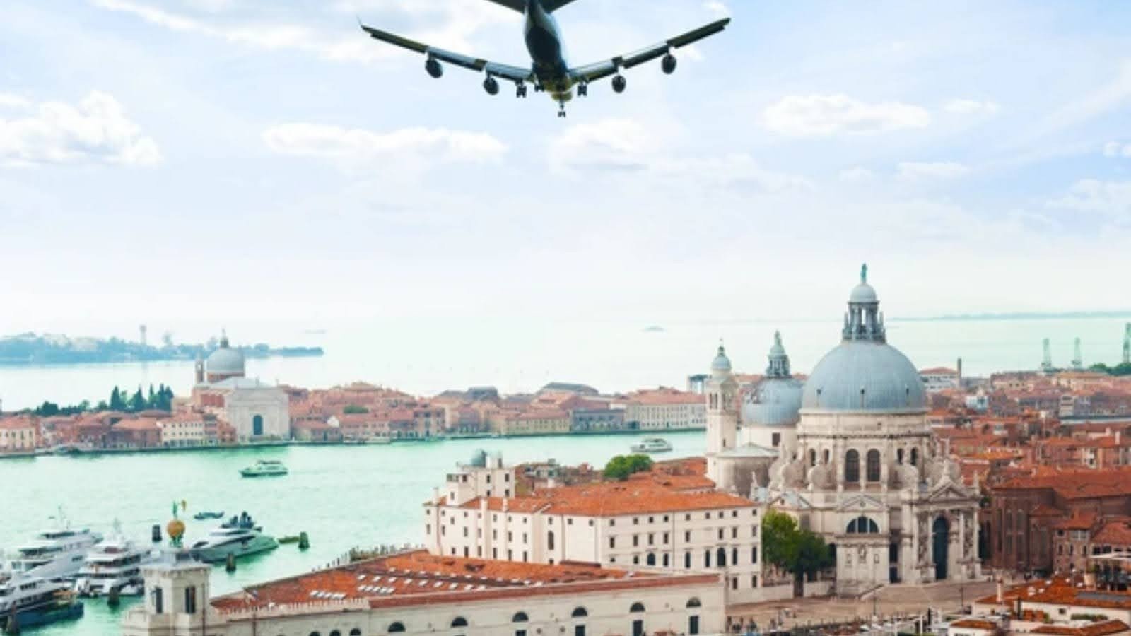 Best Time to Fly to Italy