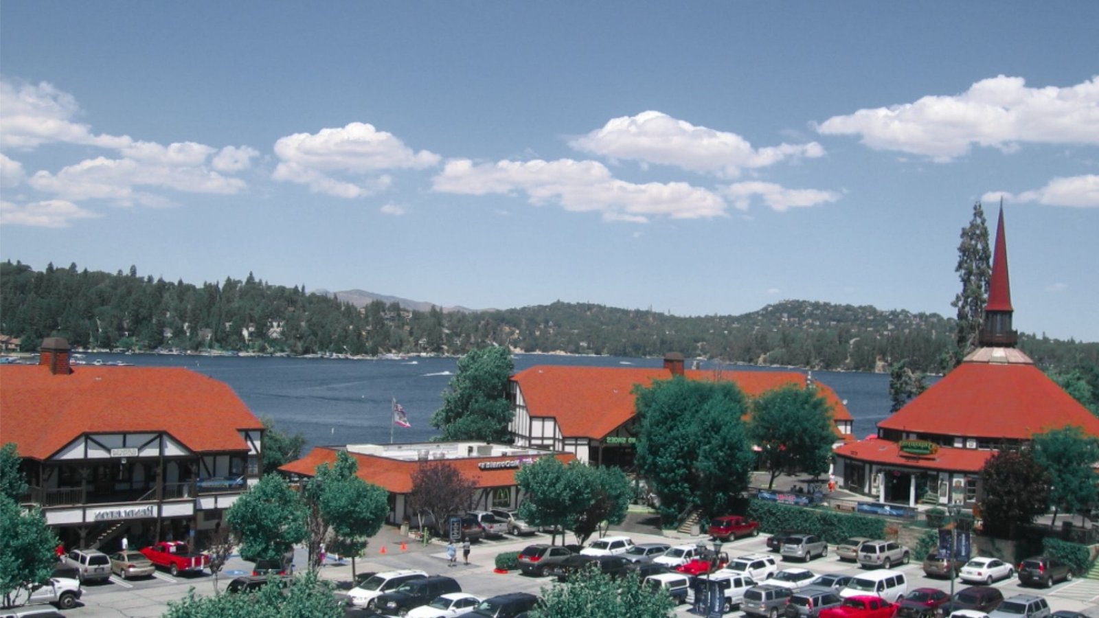 Visit the Lake Arrowhead Village