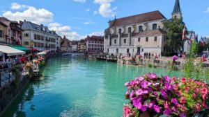 Take a Day Trip to the Surrounding Alps