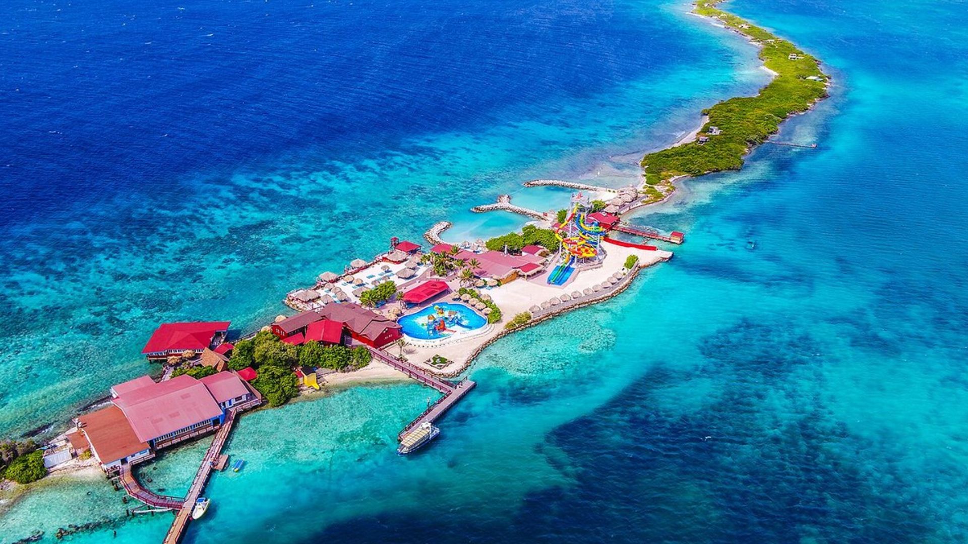 De Palm Island Beach