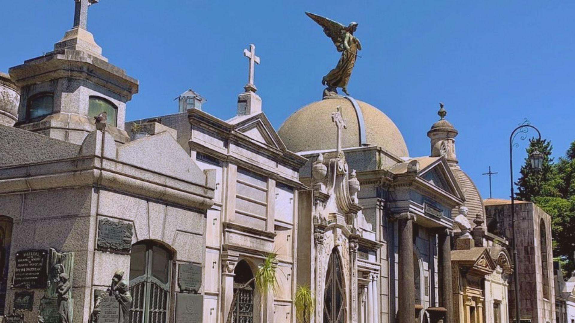 Wander Through Recoleta Cemetery
