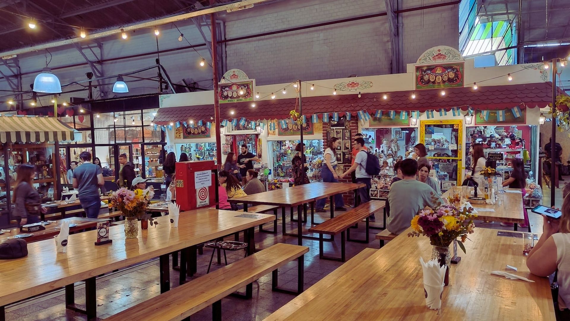 Enjoy Local Food at San Telmo Market