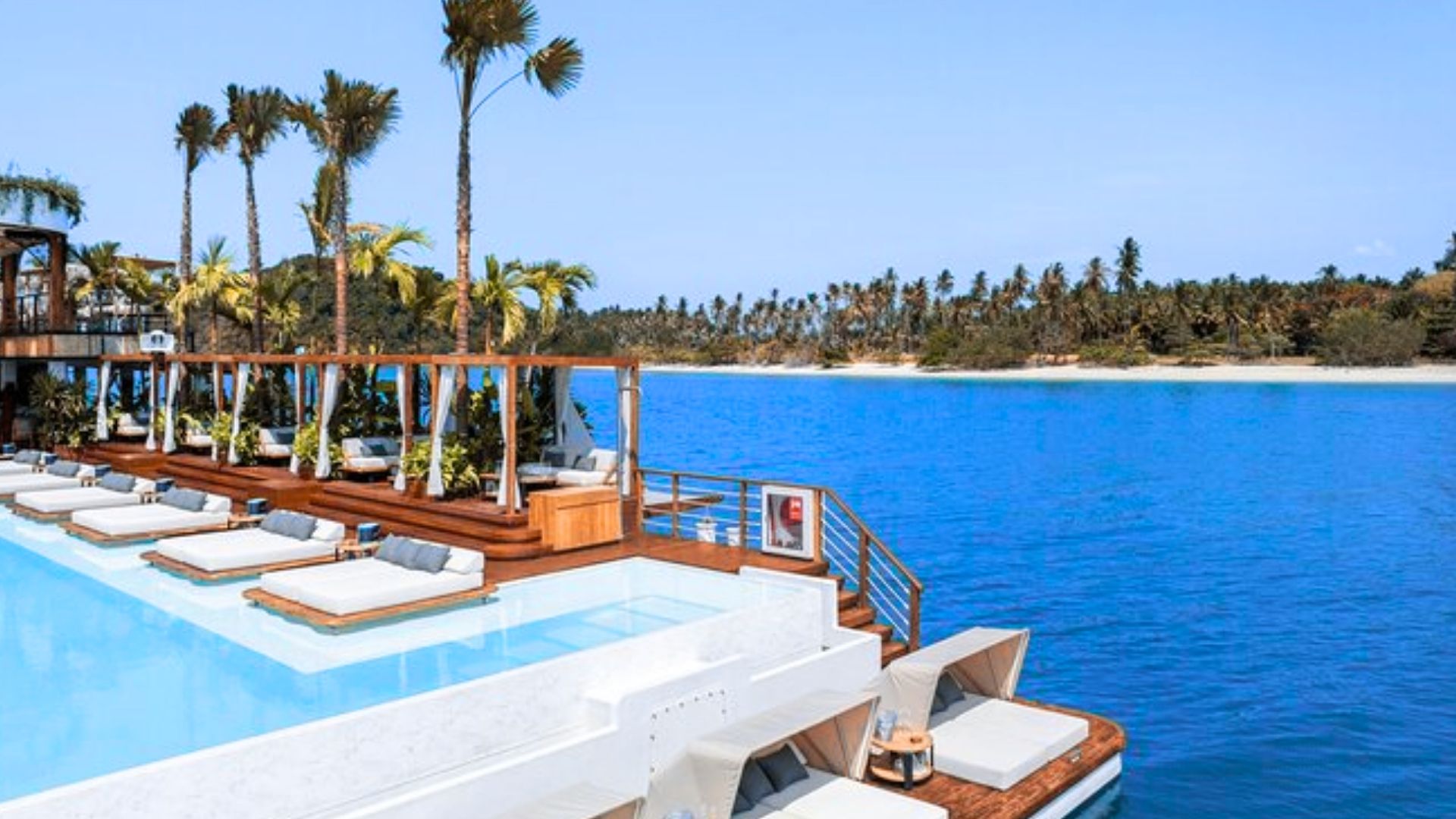 Enjoy a Beach Club Day