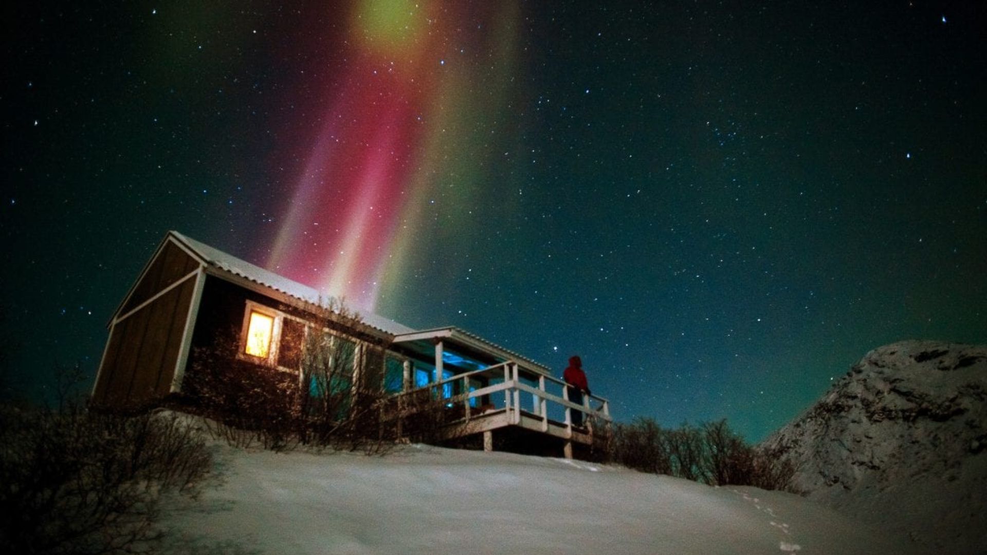 Best Time to Visit Greenland for Northern Lights