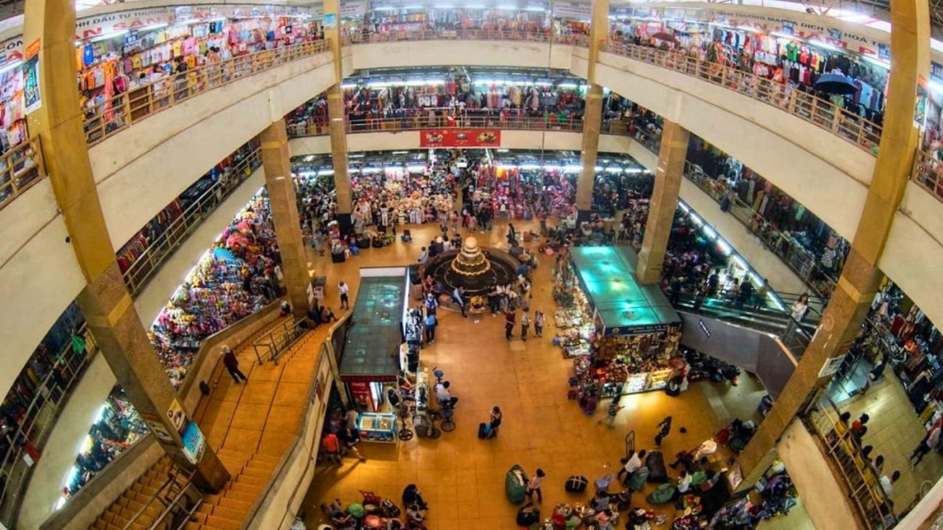 Shop at Dong Xuan Market