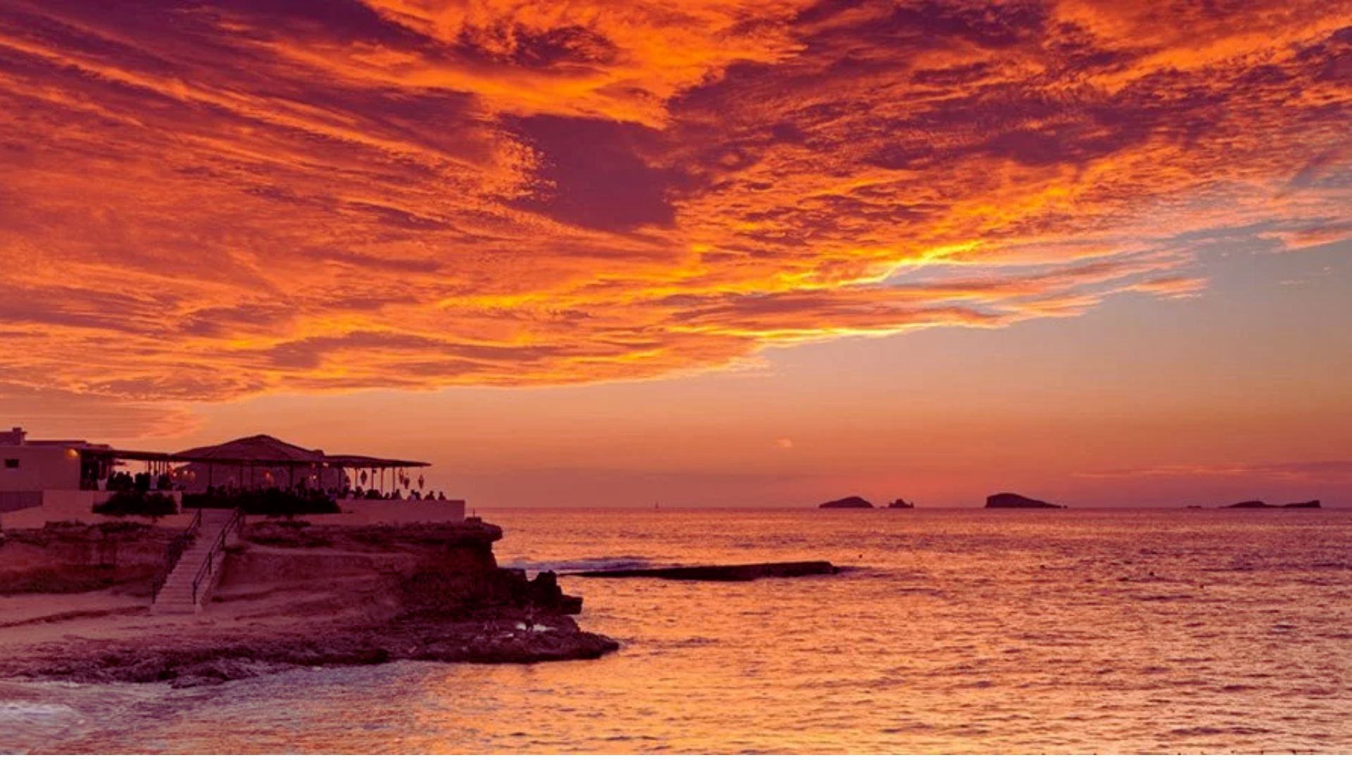 Watch the Sunset at Café