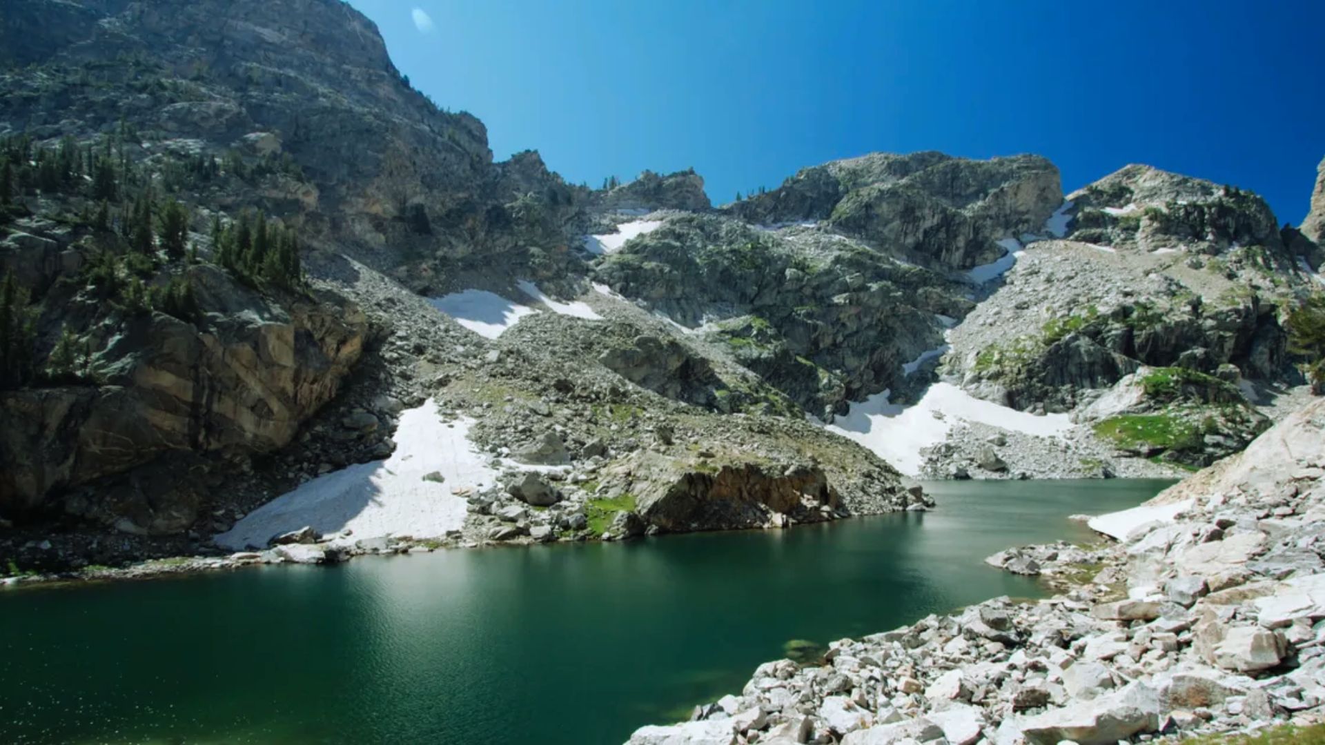 18. Lake of the Crags Trail