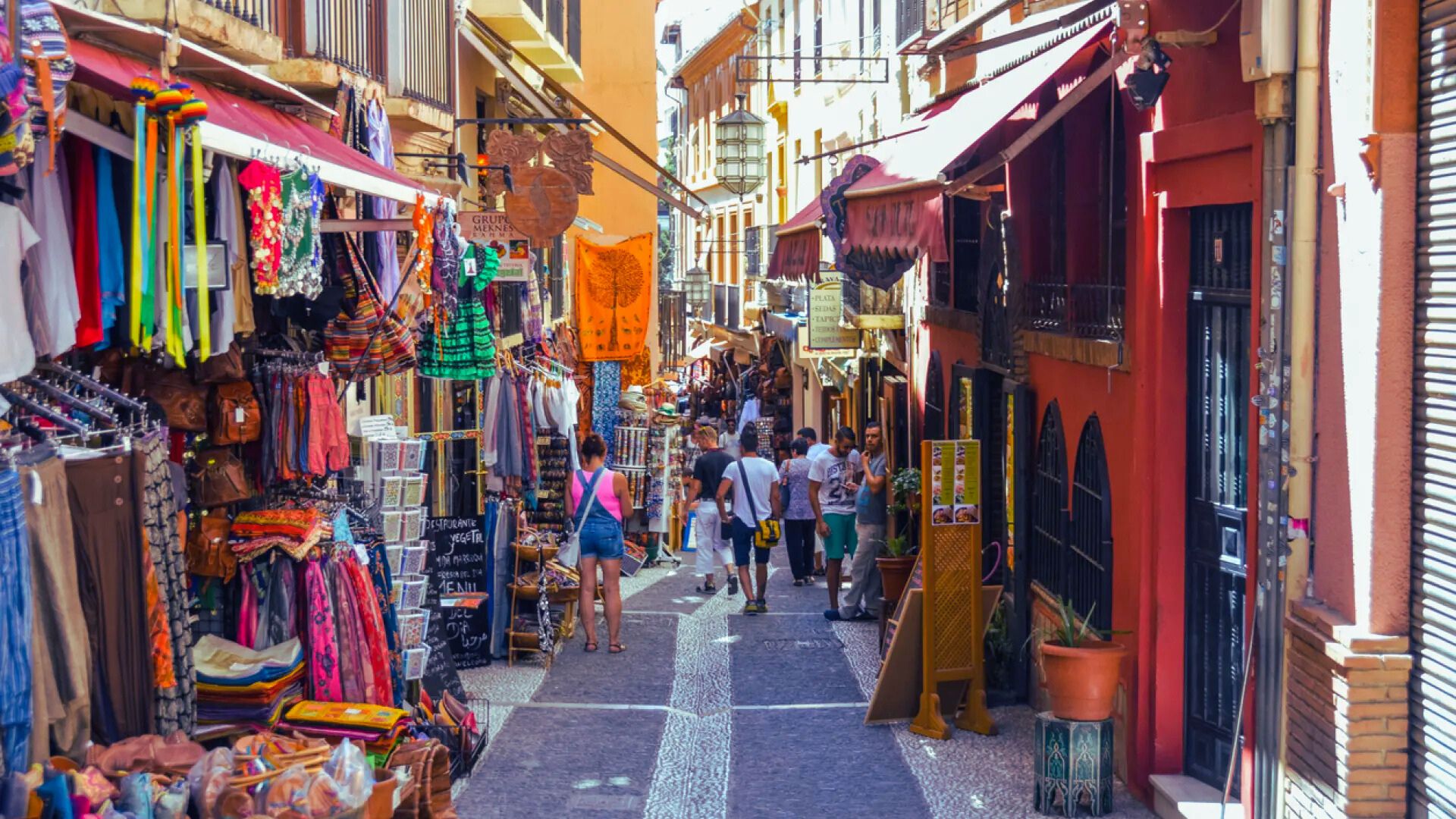 8. Step Into Little Morocco on Calle Calderería Nueva