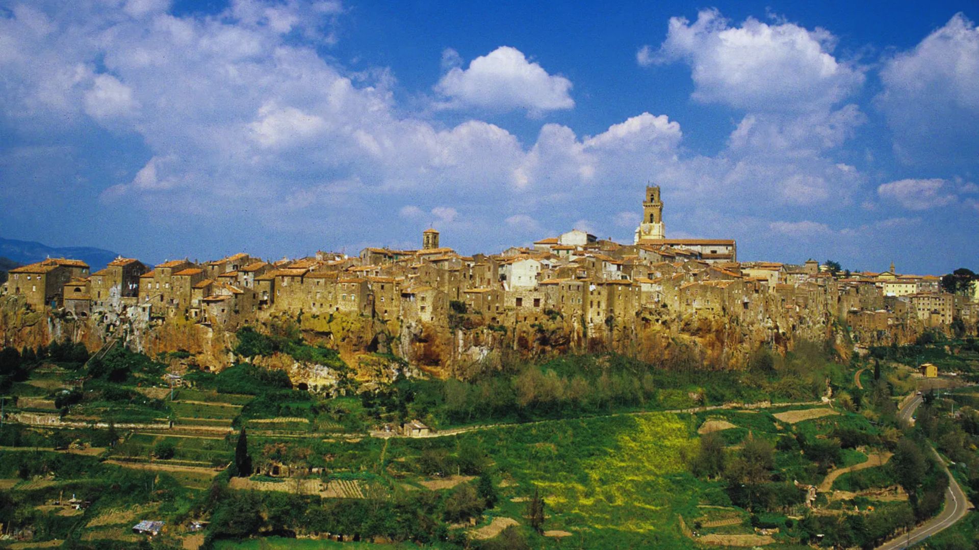 Pitigliano