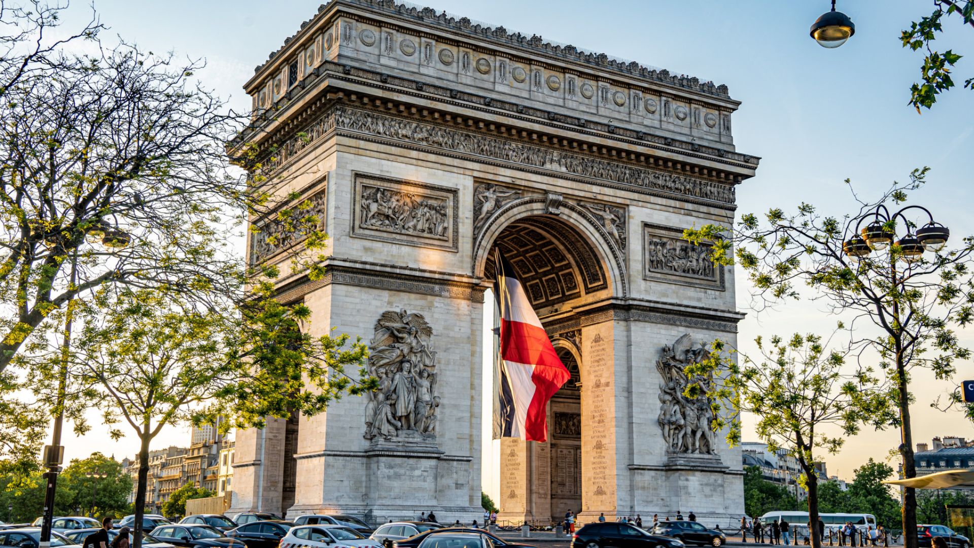 Arc de Triomphe and Champs-Élysées