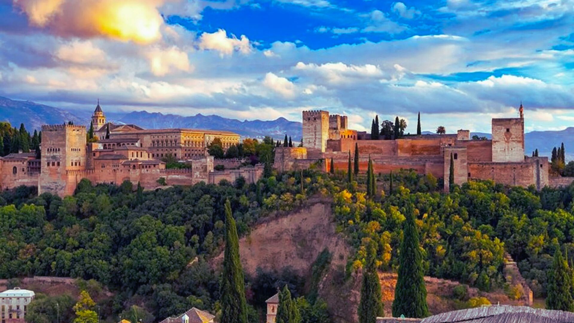 18. Take a Guided Walking Tour of Granada