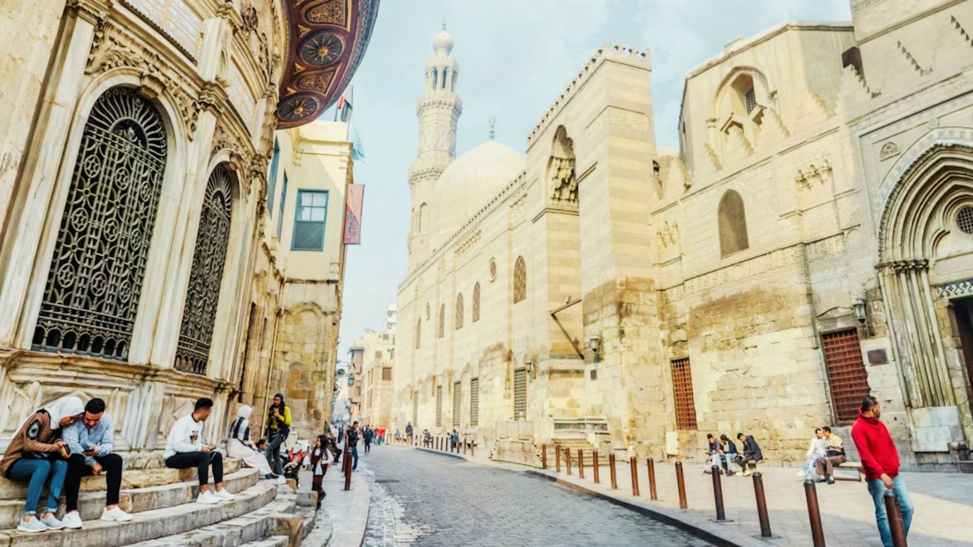 Al-Muizz Street