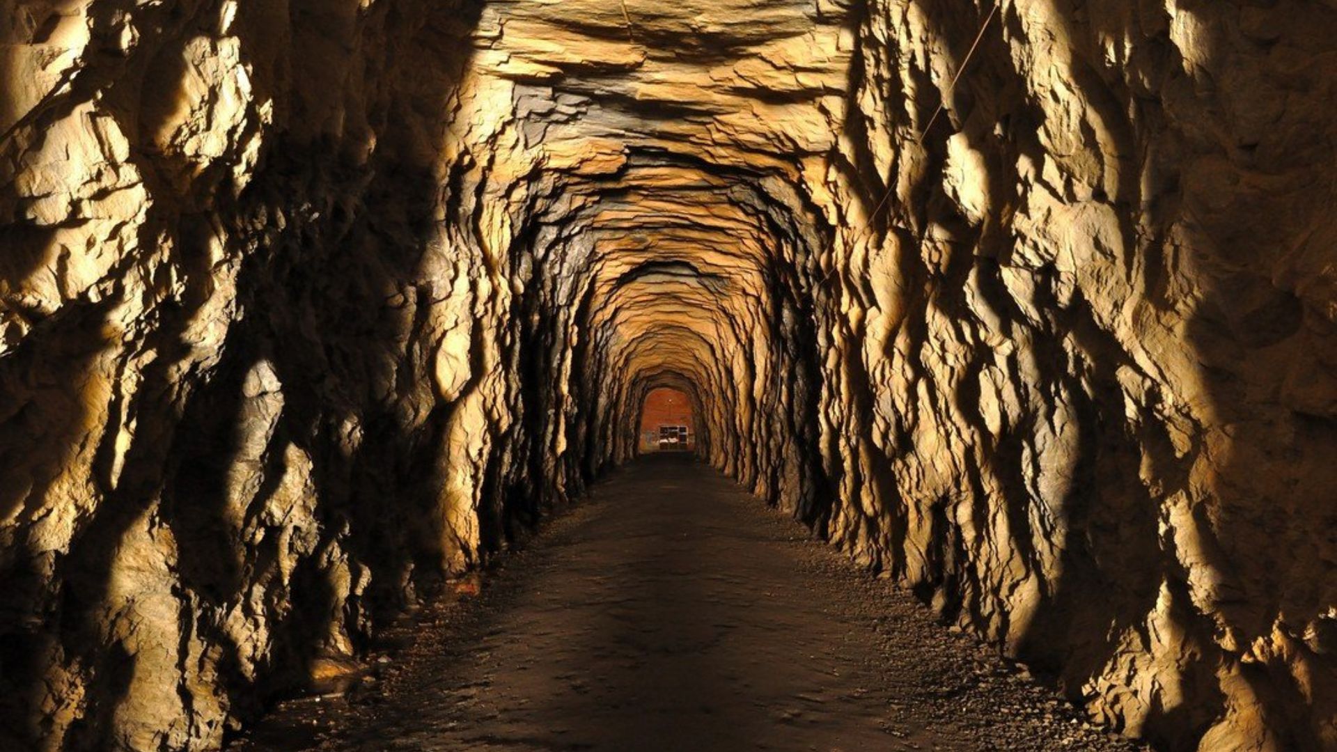 Issaqueena Falls and Stumphouse Tunnel