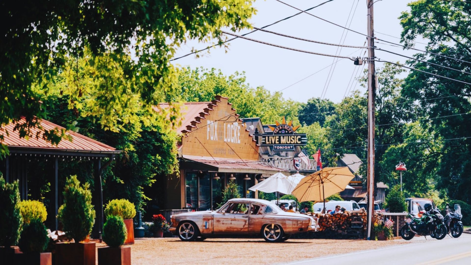 Visit Leipers Fork Village