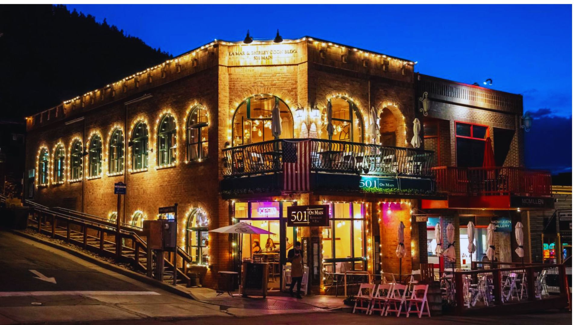 Browse Downtown Shops