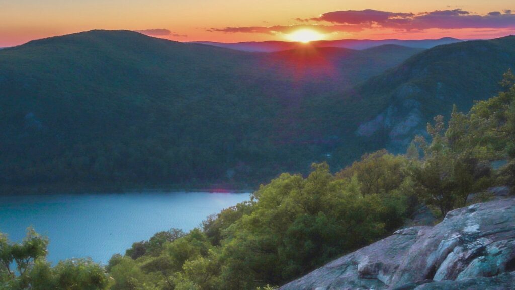 Storm King Mountain