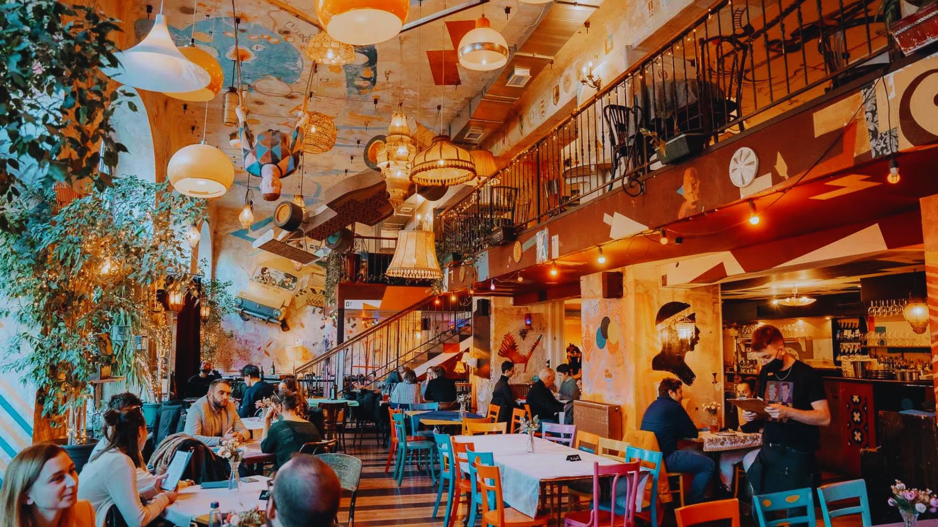 A collage showcasing various top restaurants in London, featuring diverse cuisines and vibrant dining atmospheres.