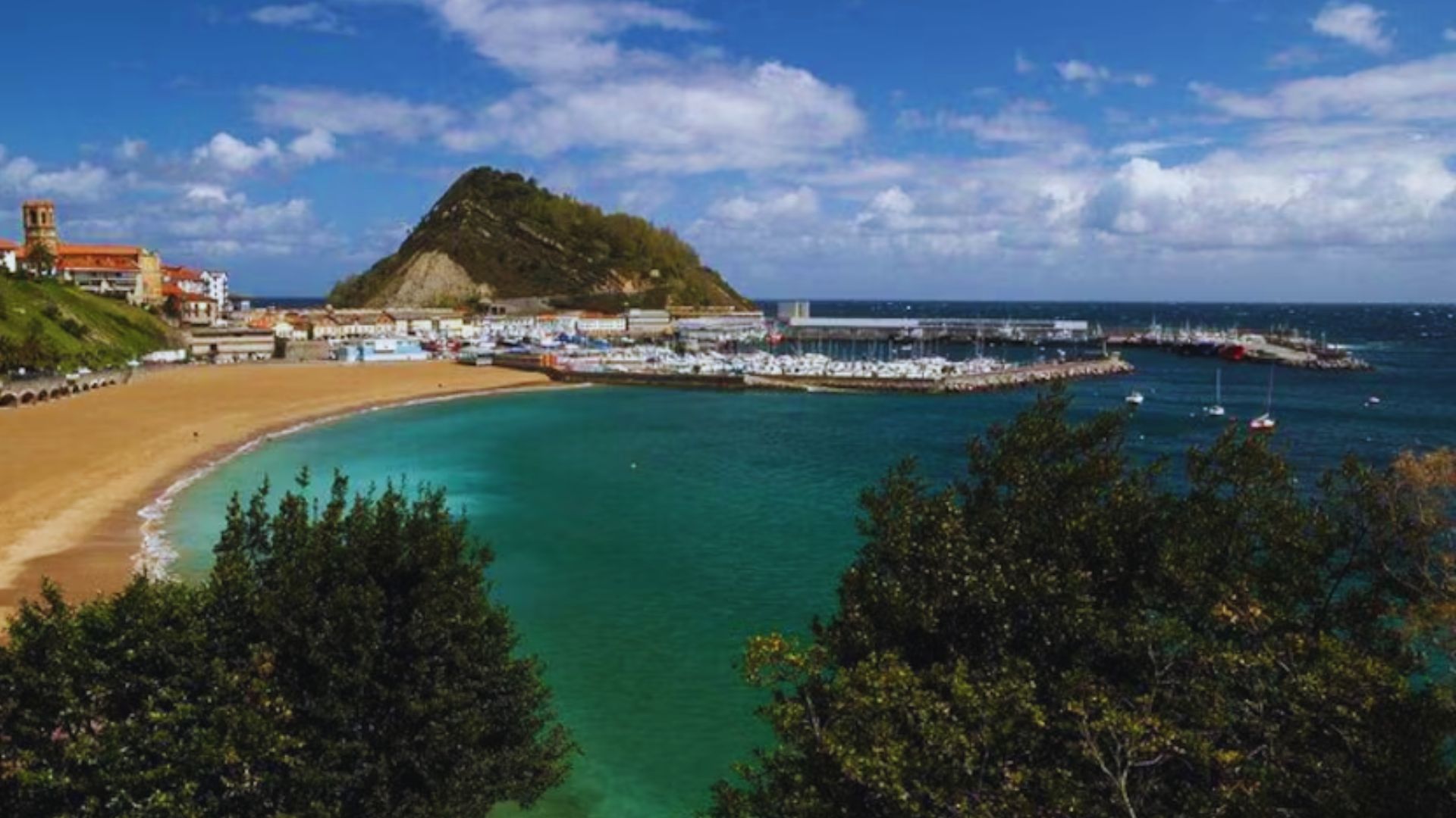 Visit Zarautz, Getaria, and Zumaia's Coastal Towns