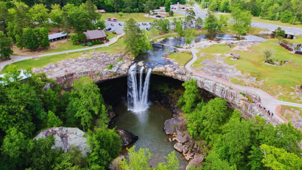 Waterfalls in Alabama: Nature’s Best Scenic Escapes