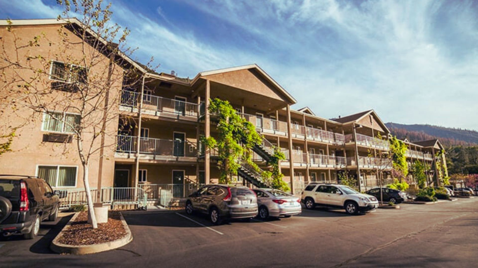4. Yosemite View Lodge (El Portal)