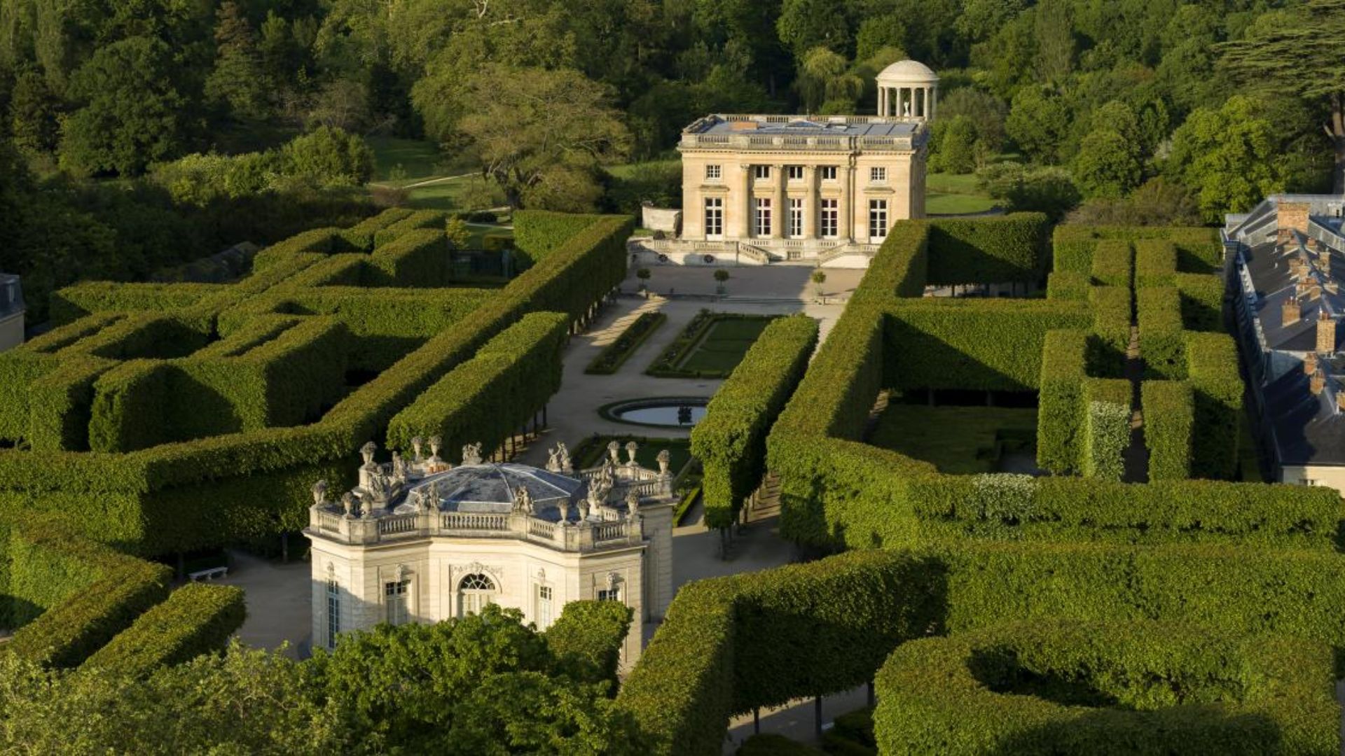 Gardens and Marie Antoinette's Estate