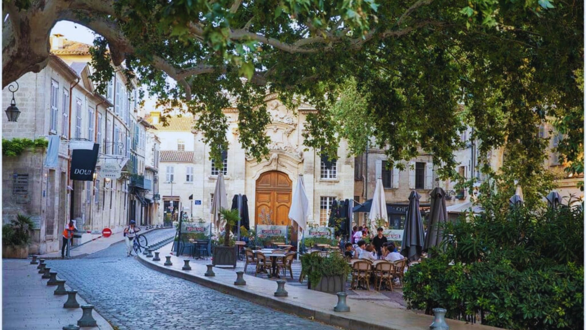 Avignon Tour