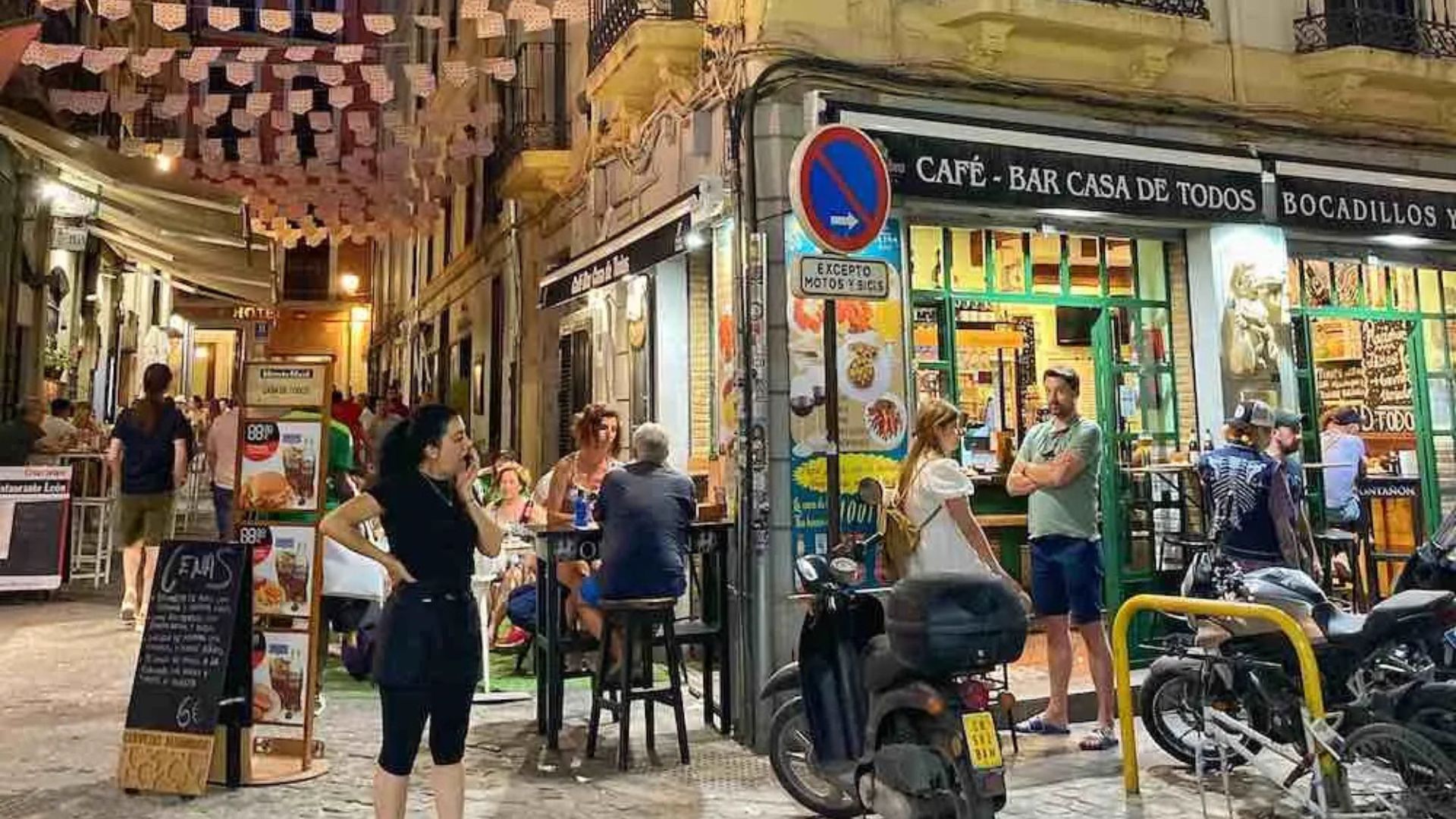 17. Experience Granada's Nightlife Like a Local