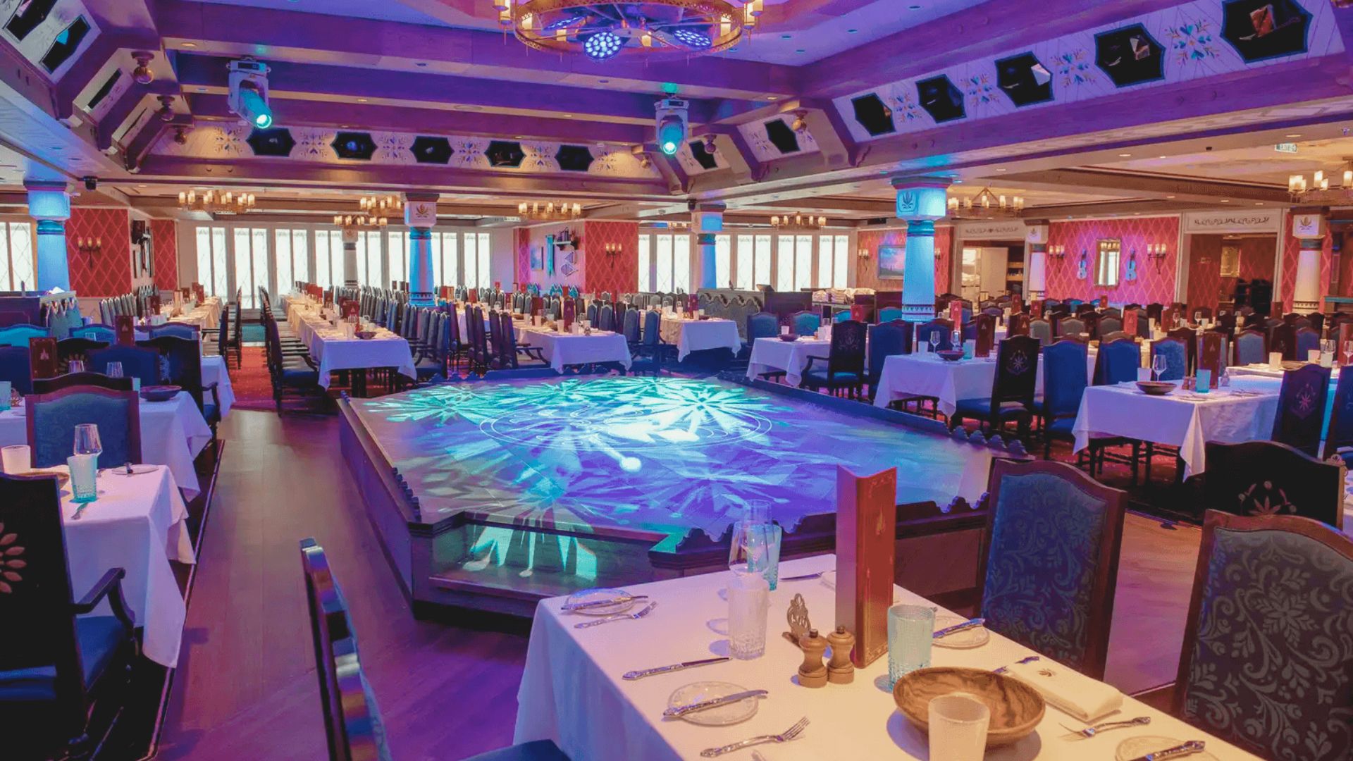 Arendelle: A Frozen Dining Adventure
