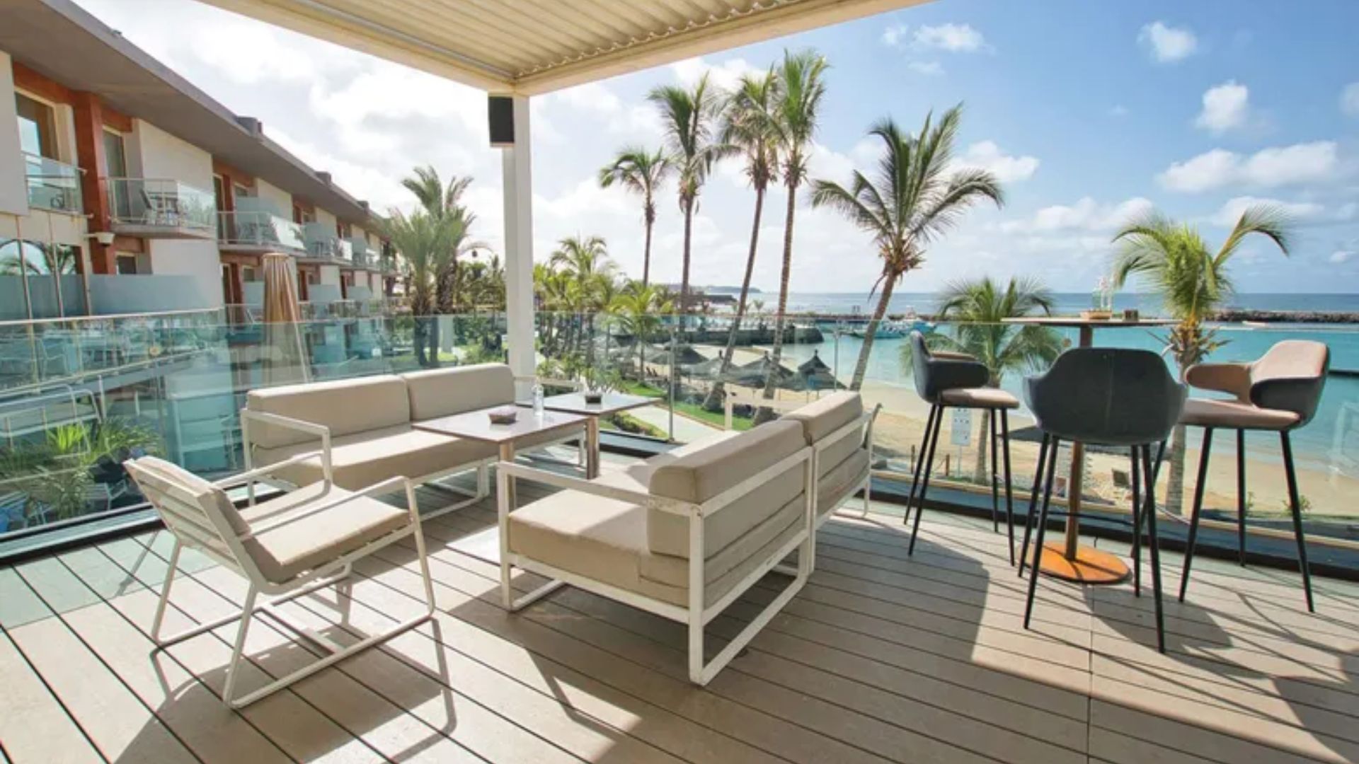 Where to Stay in Dakar?