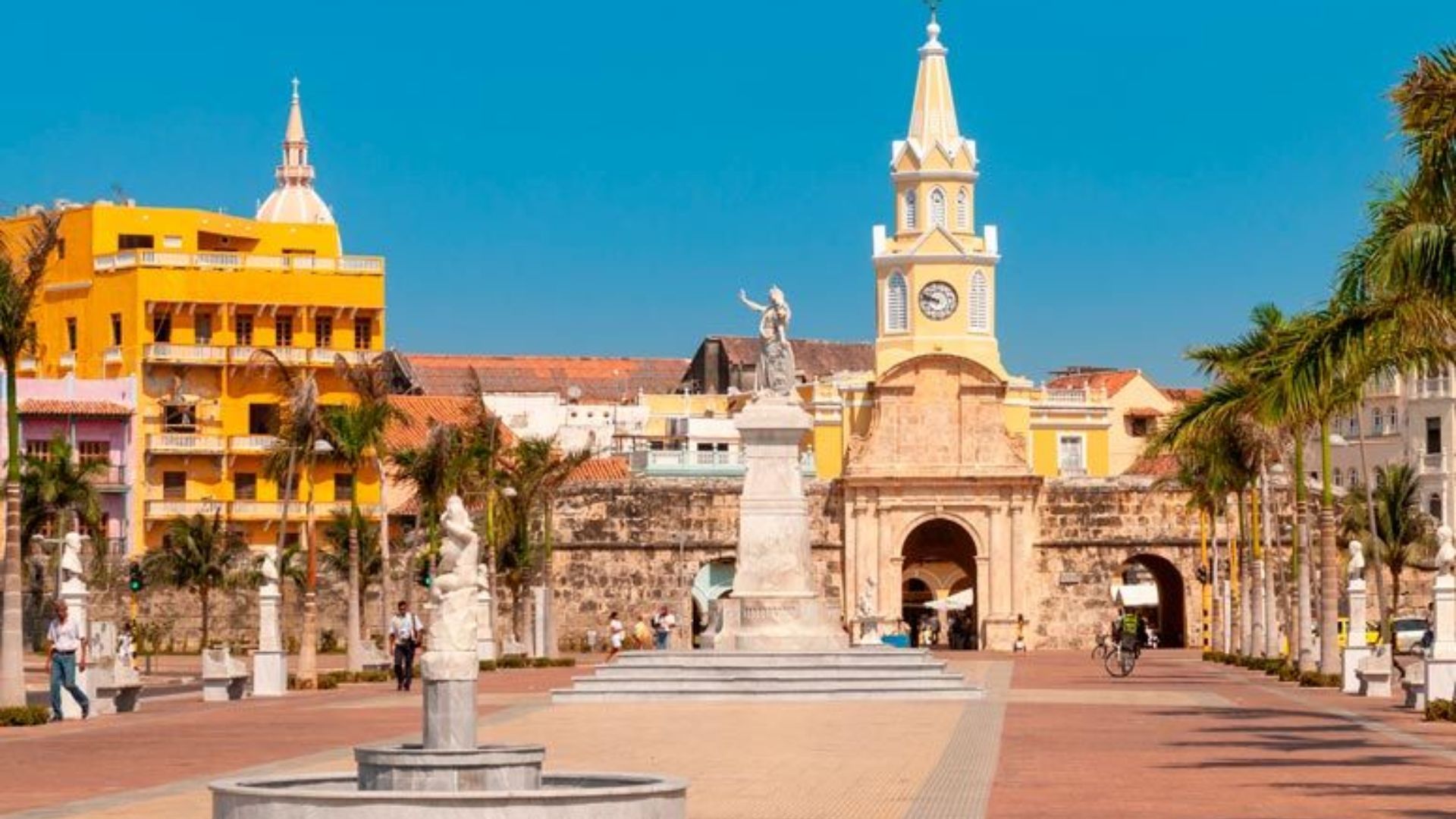 A panoramic view of Cartagena, Colombia, showcasing its colorful colonial buildings and vibrant coastal scenery.