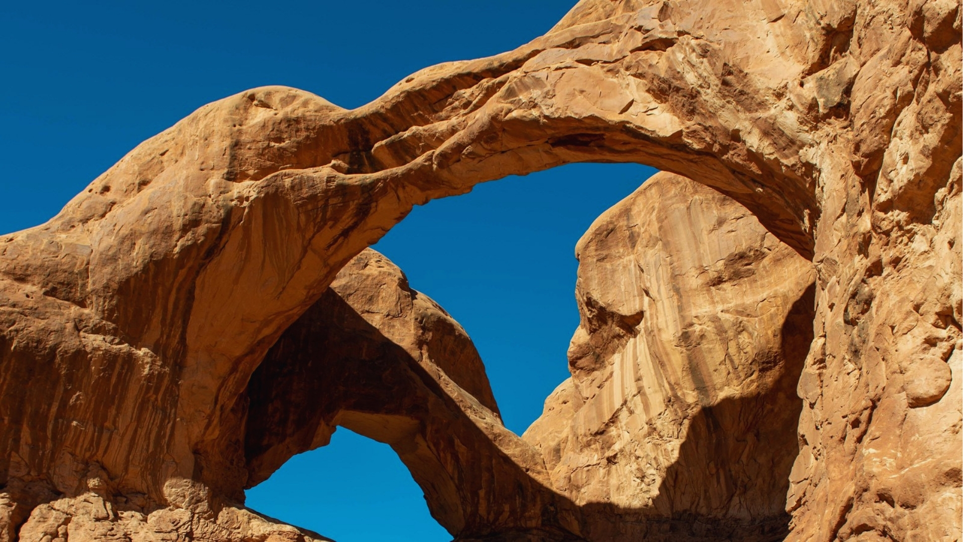 Visit Double Arch