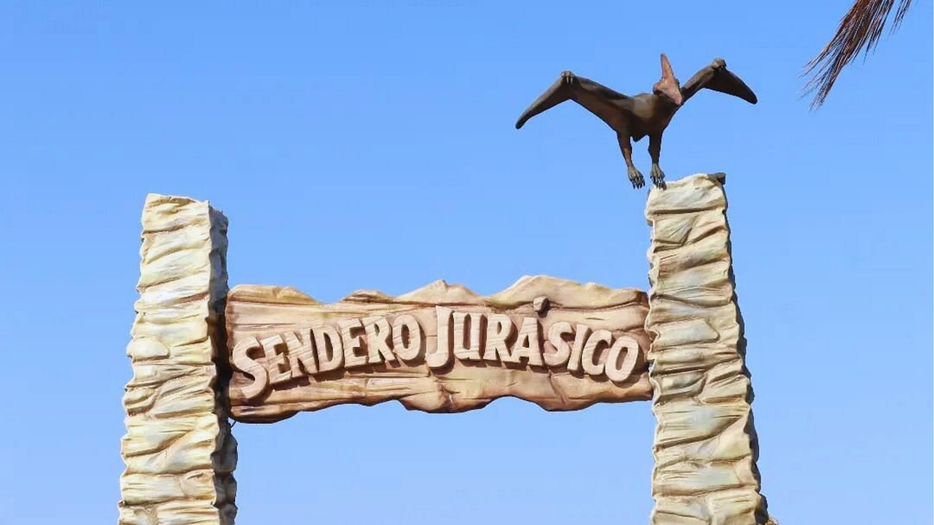 Visit Sendero Jurásico