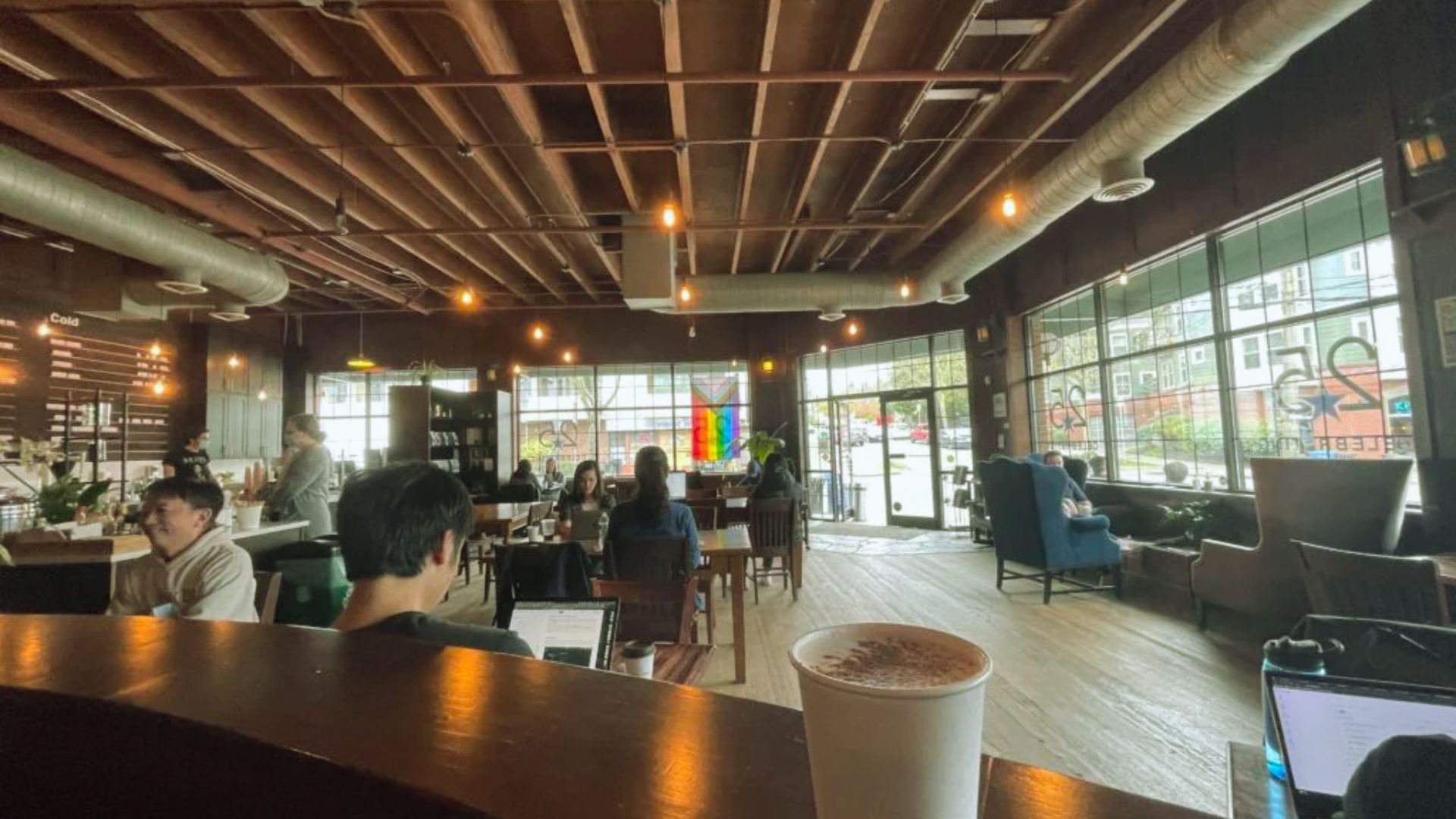 Enjoy Coffee Culture at Local Seattle Cafés