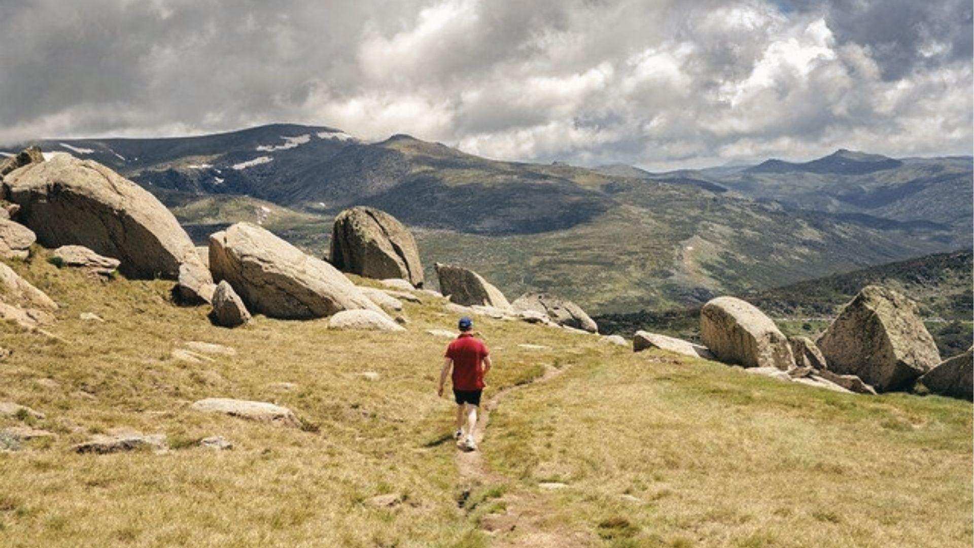 Hike a rocky alpine trail in the Snowy Mountains, catch sweeping views and high-country landscapes.