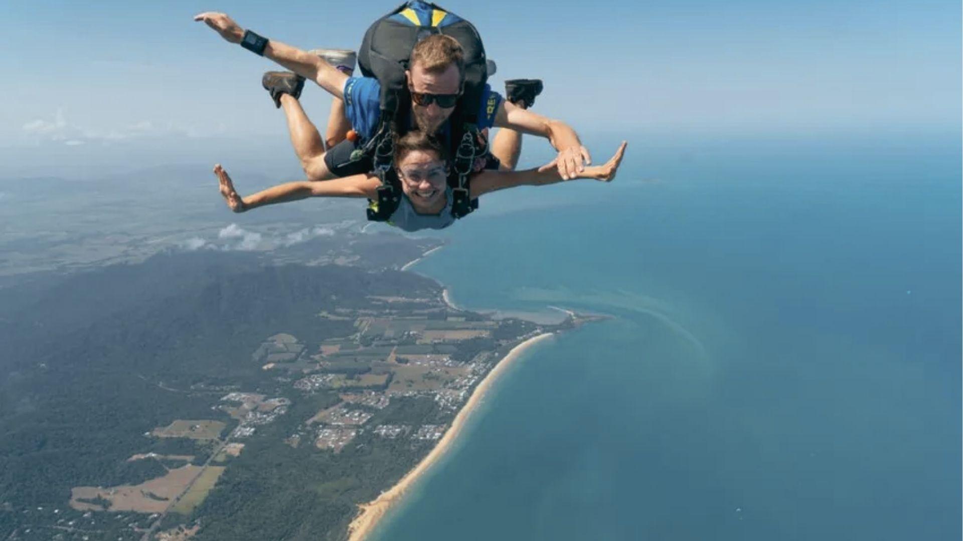Tandem skydives over the turquoise coastline and golden sands. Freefall above Australia’s beaches.